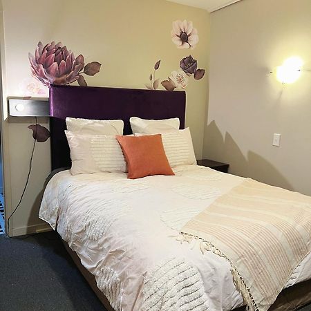 Cosy Motel Studio Apartment In Central City-Up To 2 Beds Крайстчерч Екстер'єр фото